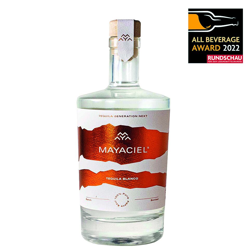 Mayaciel Spirits, Mayaciel Tequila Blanco: Tequila aus sechs bis acht Jahre alten blauen Weber-Agaven aus Jalisco. Zweifach destilliert, mit 45 Vol.-% abgefüllt, ist er in einer 0,5-l-Flasche zu haben.