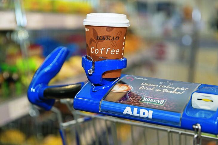 Kaffeebar, Tiefkühlschränke, Licht, breite Gänge Aldi, Aldi Nord, Store Check, Gladbeck, Rundschau, Medialog