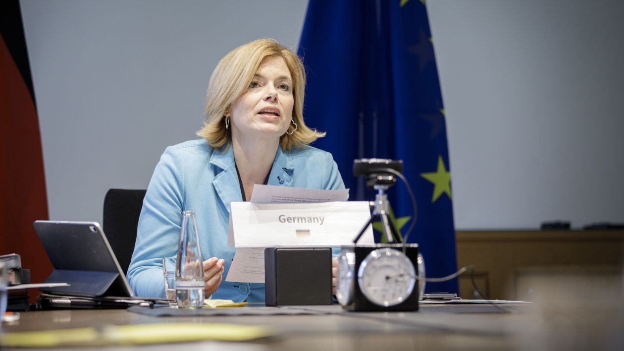 Landwirtschafts- und Ernährungsministerin Julia Klöckner. "Ministerin" "klöckner" "Landwirtschaft" "Ernährungsministerin" "Julia Klöckner" "bmel" "corona" "coronakrise" "LEH" "Lebensmittel" "Lebensmittelhandel"